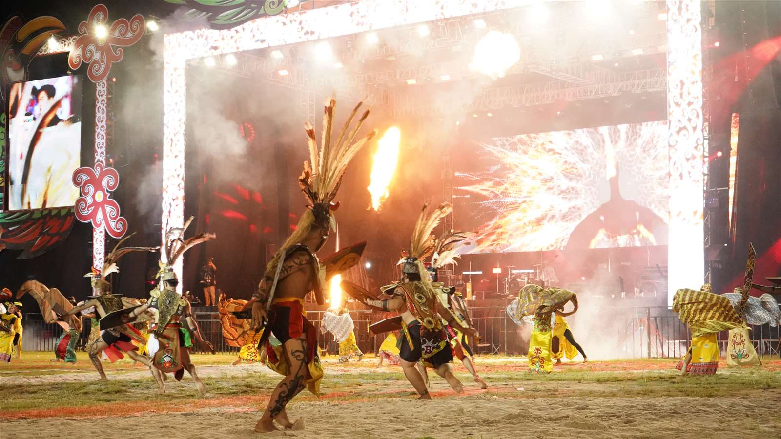 Tari Mandau